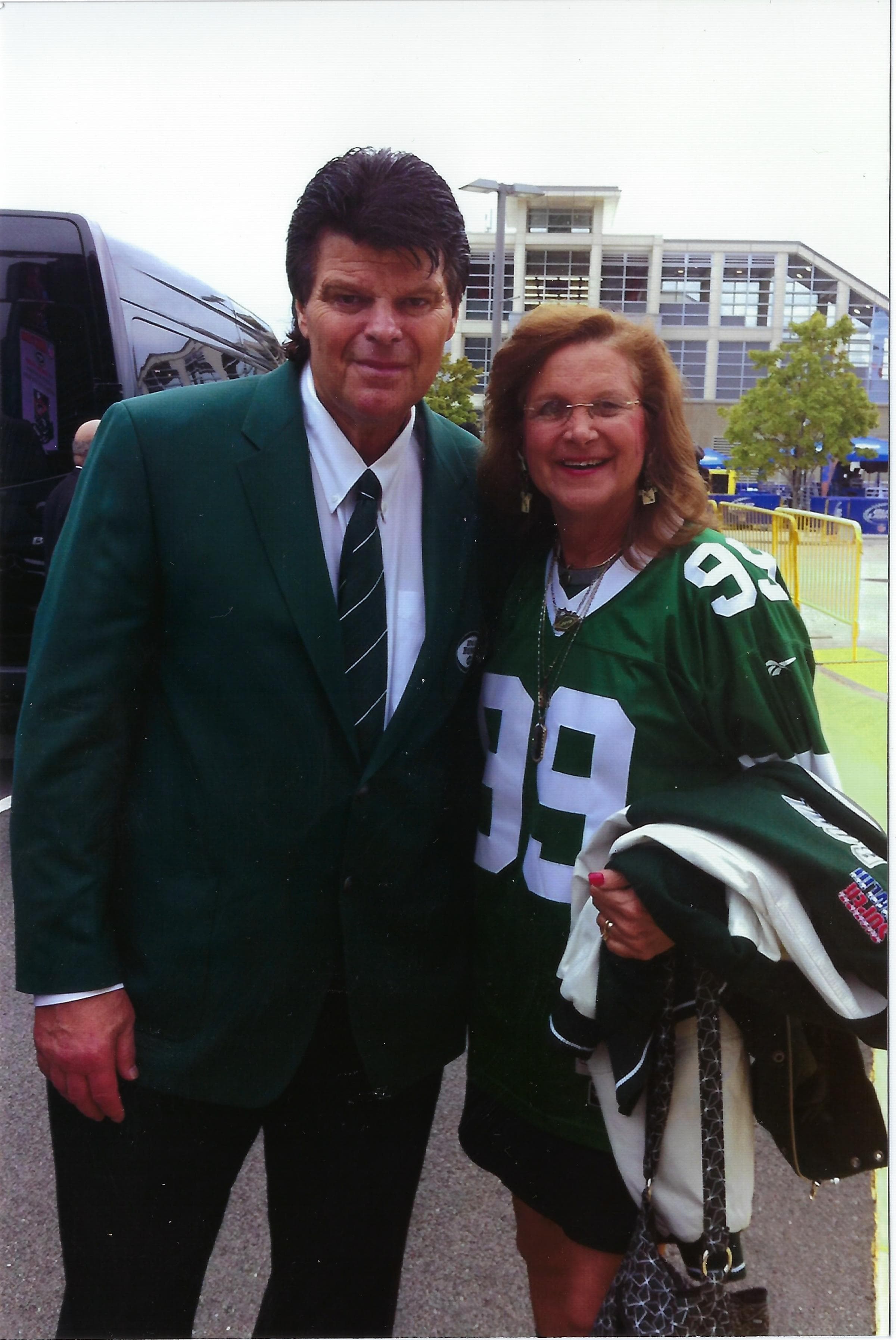 Ring of Honor — Connie and Mark